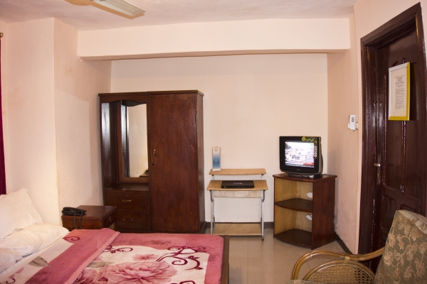 Niagara Inn (Accra)